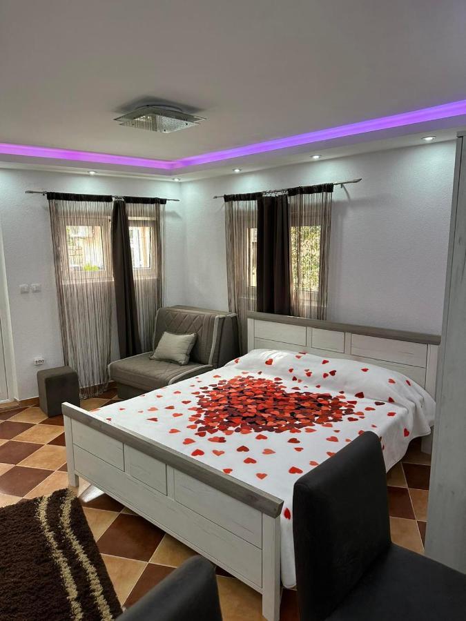 Sunshine Apartment With Private Pool And Parking Kotor Exterior foto